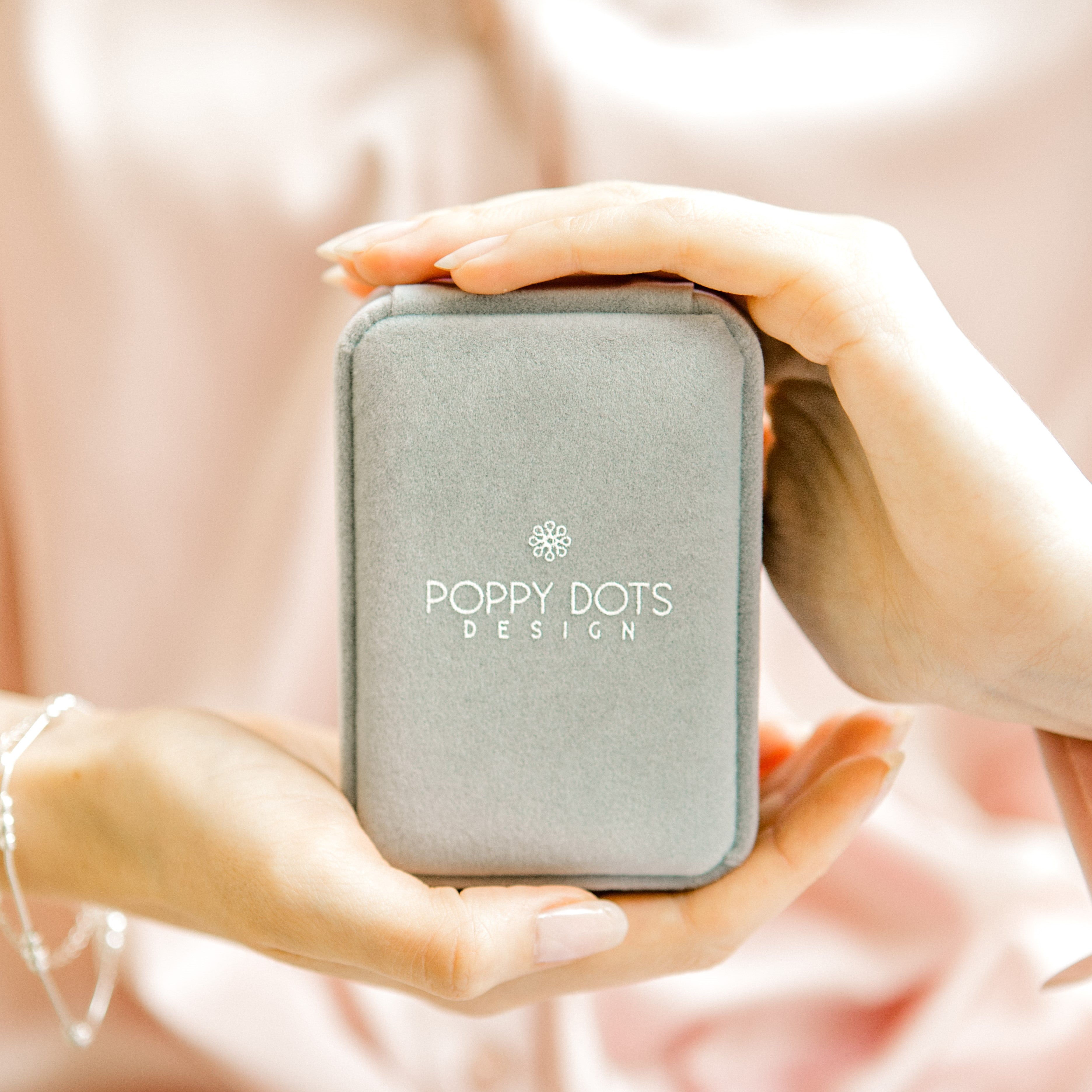 How to start your own jewellery collection