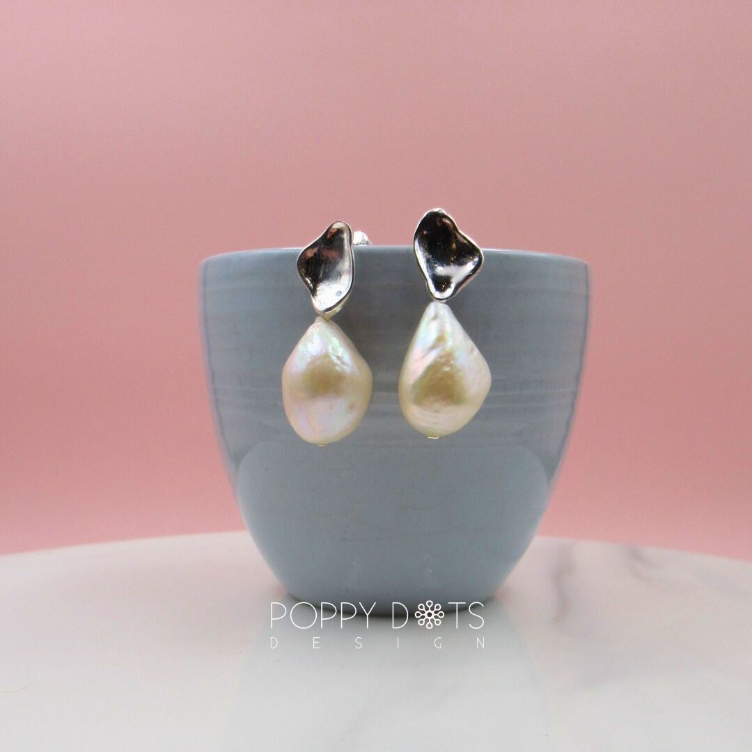 Sterling Silver Luxurious Arty Freshwater Pearl Studs