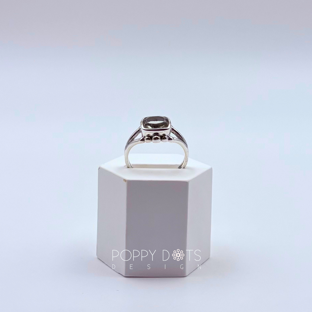 Detailed Sterling Silver Green Amethyst Rectangular Ring