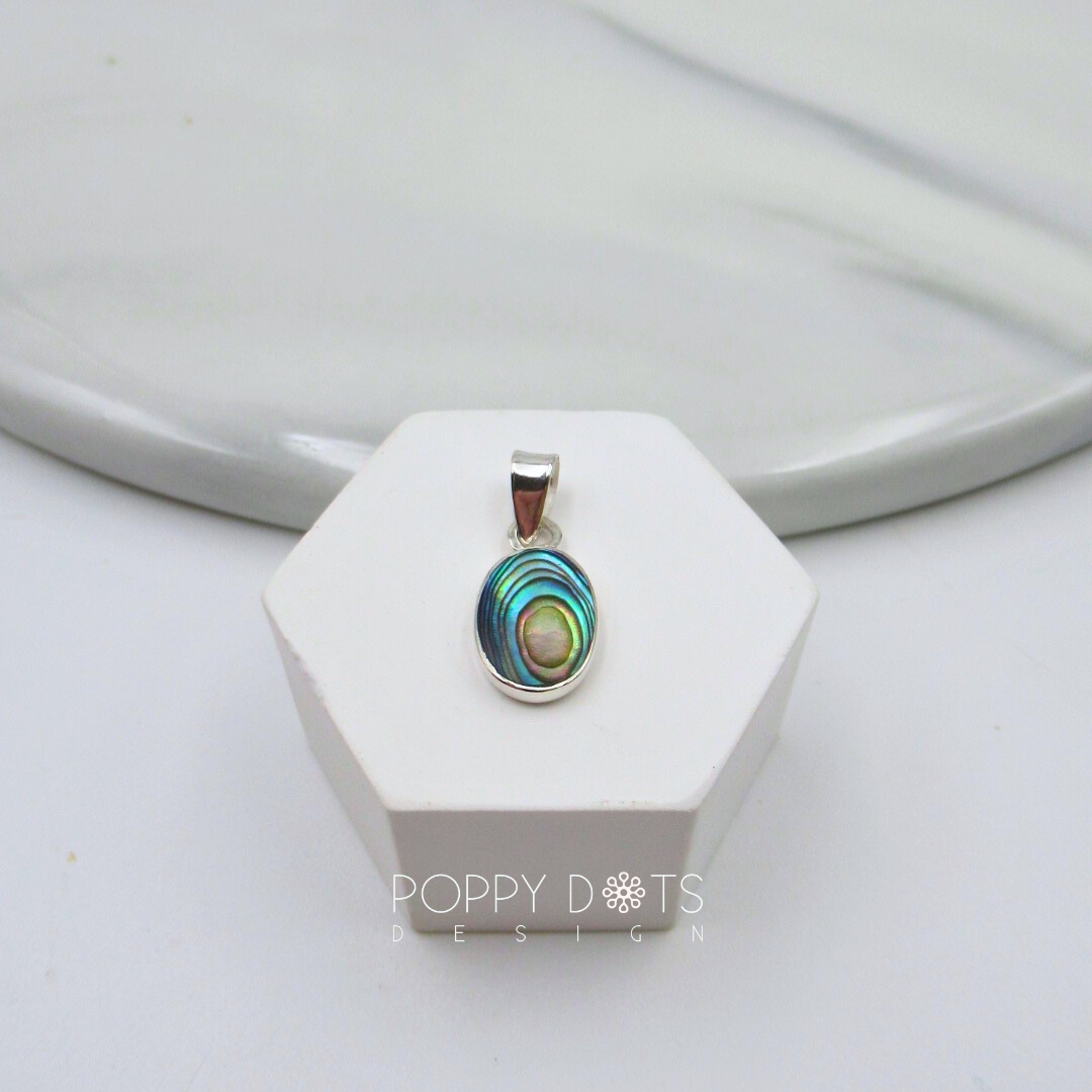 Sterling Silver Oval Shell Pendant