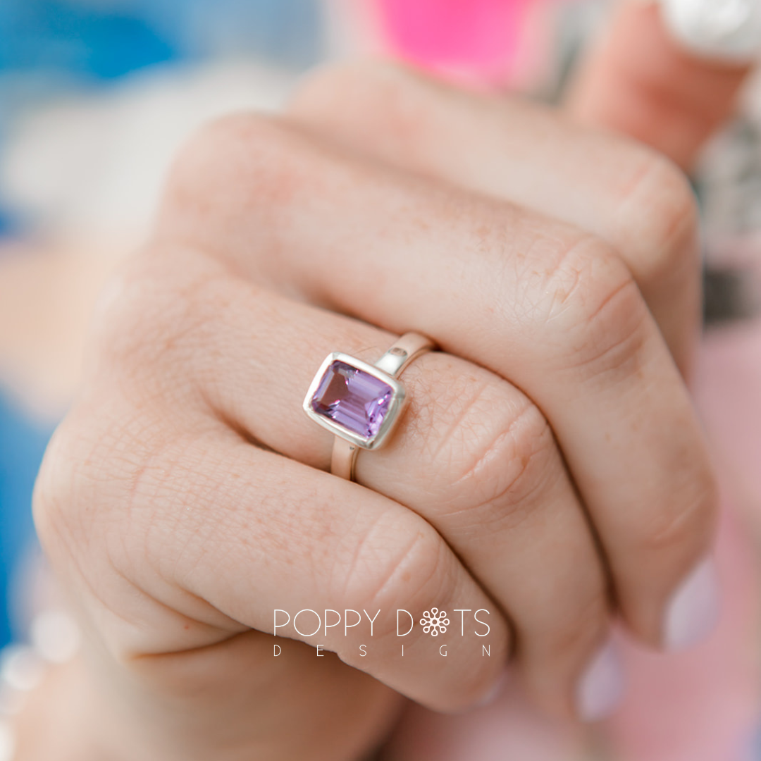 Deluxe Sterling Silver Purple Amethyst Rectangular Ring