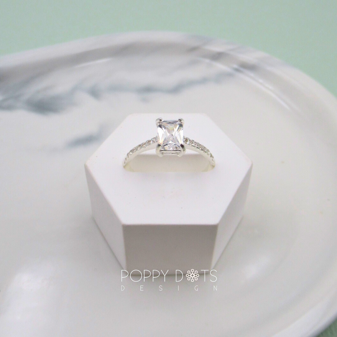 Sterling Silver Solitaire Rectangular Zirconia Ring