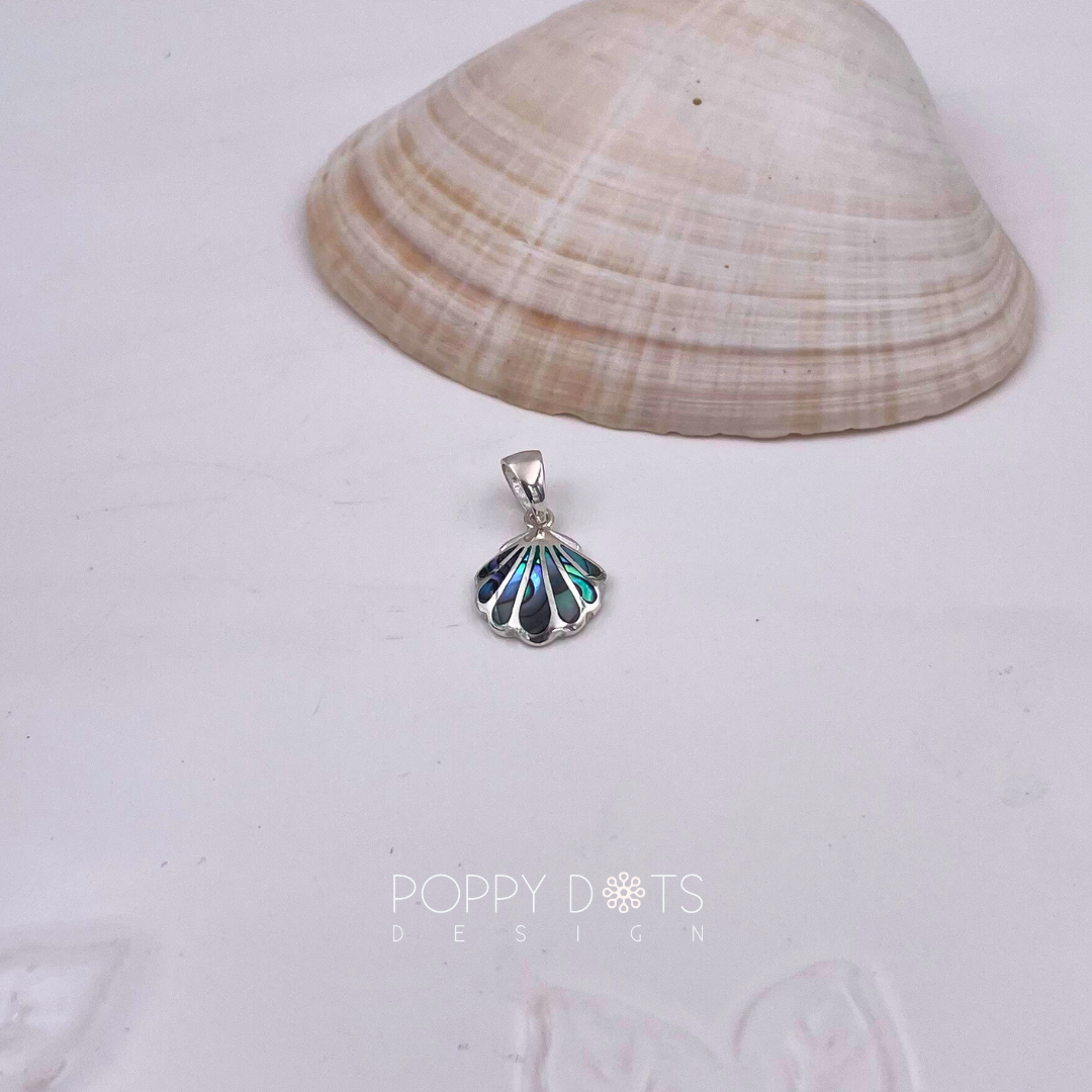 Sterling Silver Inlaid Shell Pendant