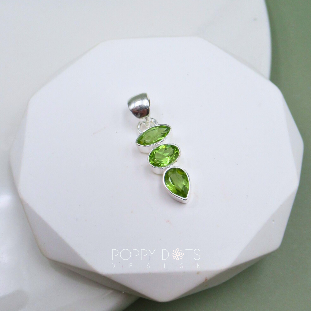 Luxurious Sterling Silver Peridot Pendant