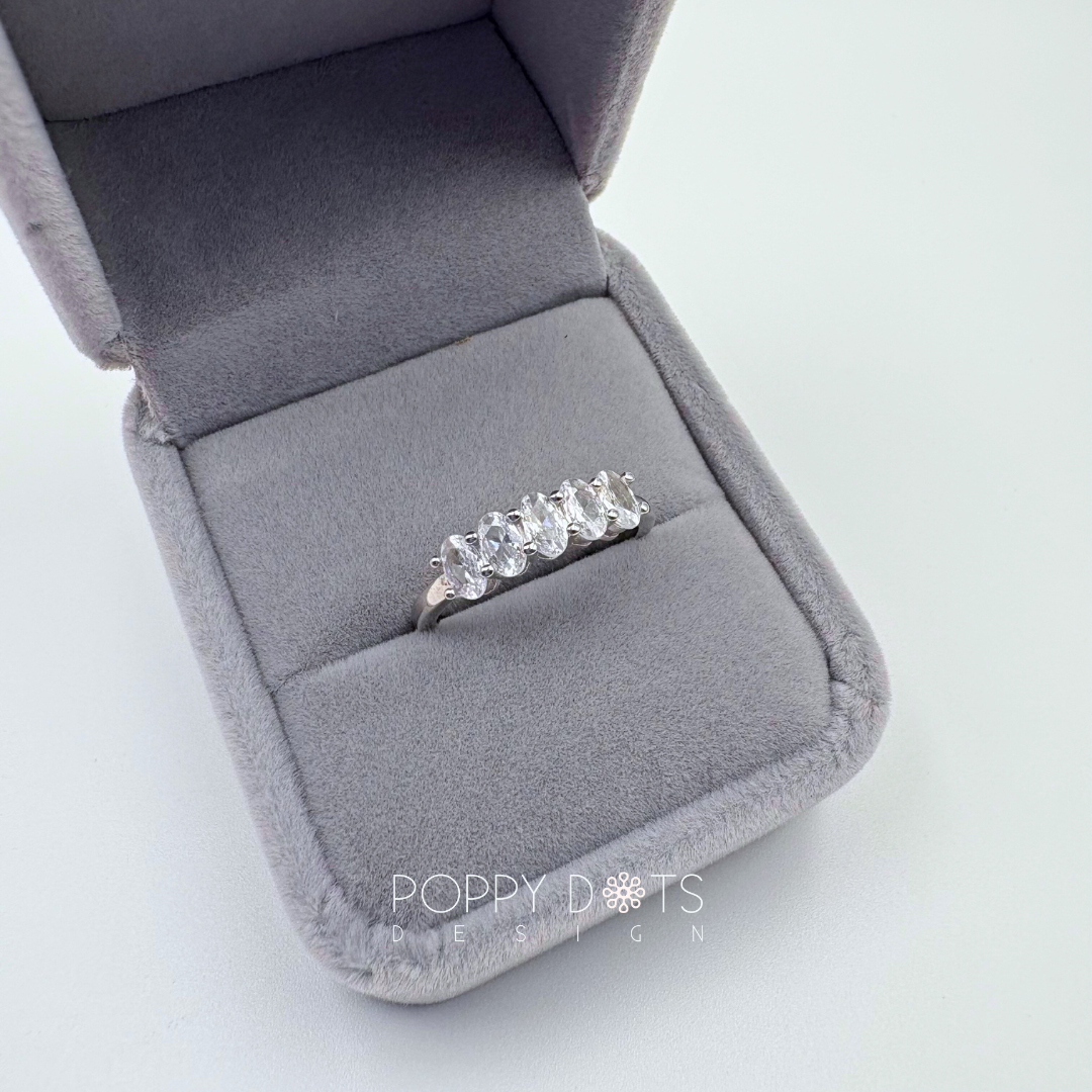 Sterling Silver Zirconia Quintet Oval Ring