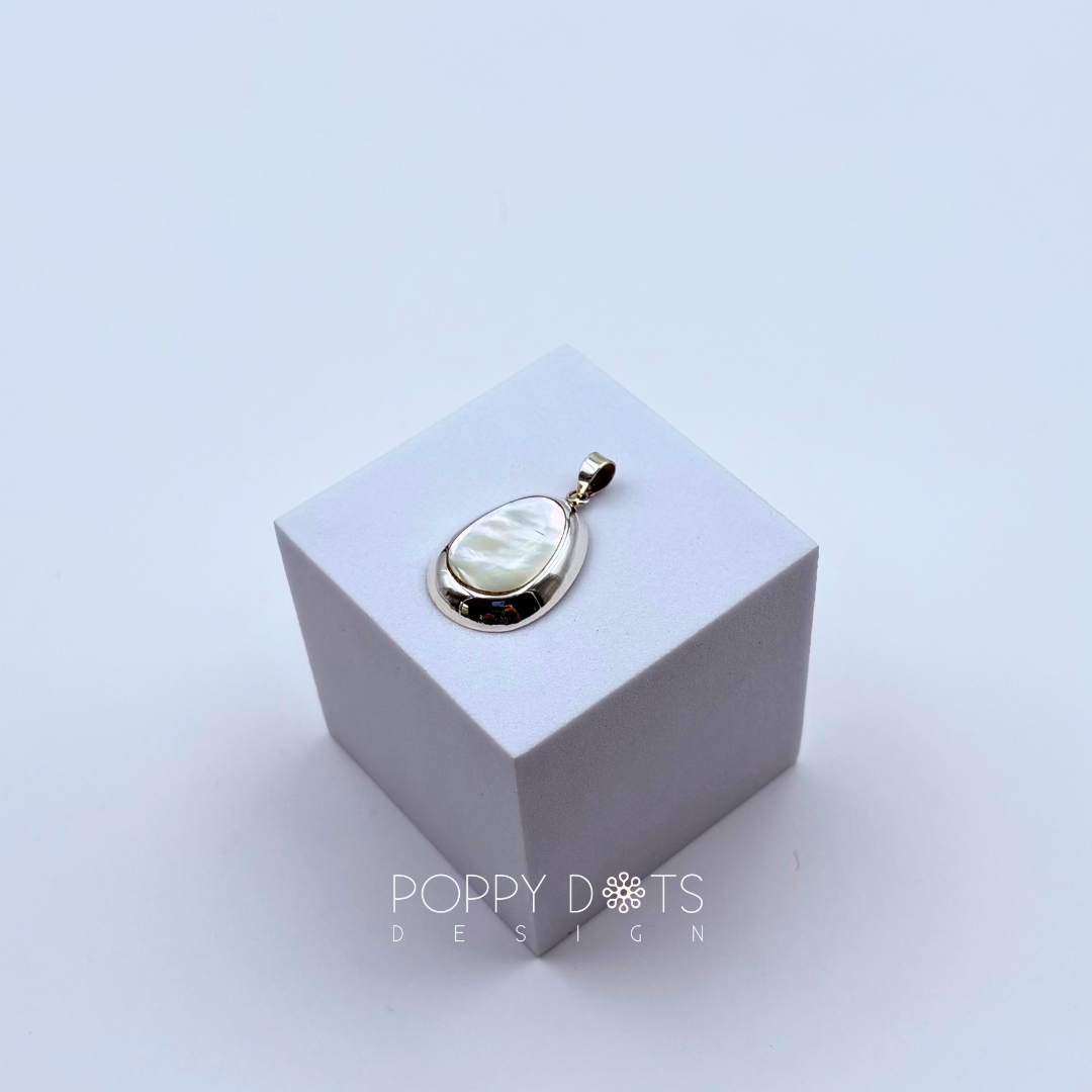 Sterling Silver Drop Mother of Pearl Pendant