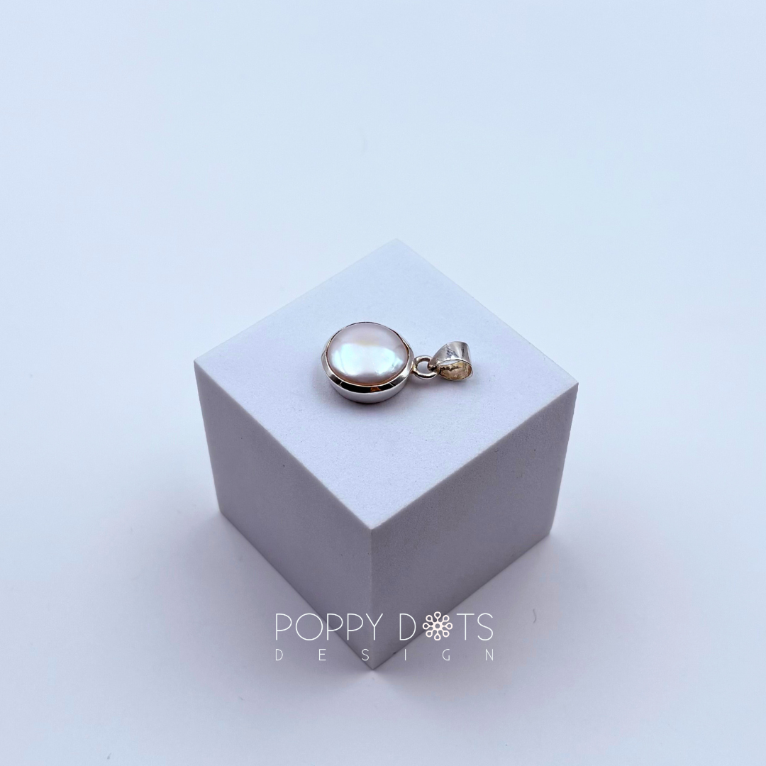 Sterling Silver Luxury Pearl Pendant