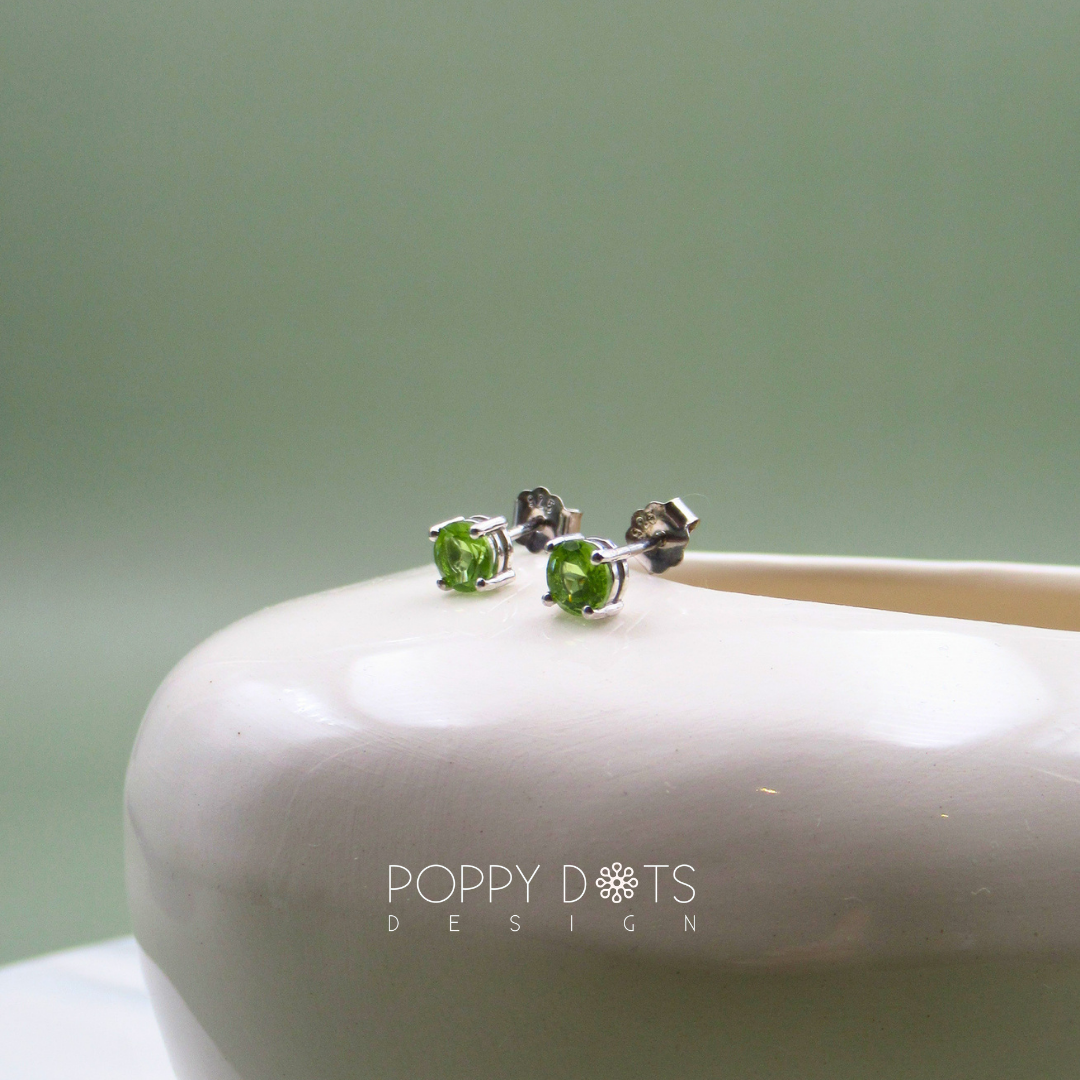 Sterling Silver Peridot Claw Studs