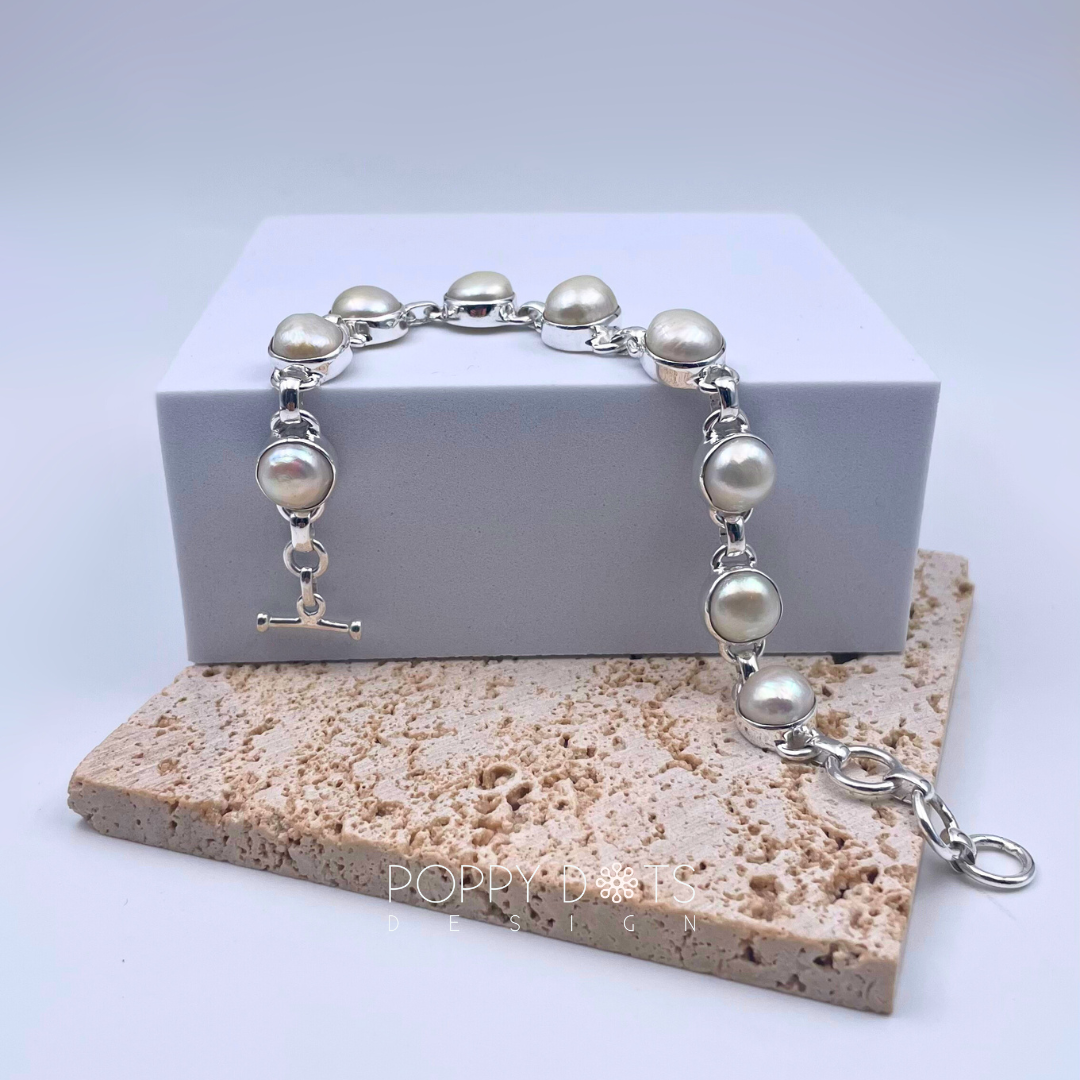 Freshwater Pearl Bracelet set in Sterling Silver