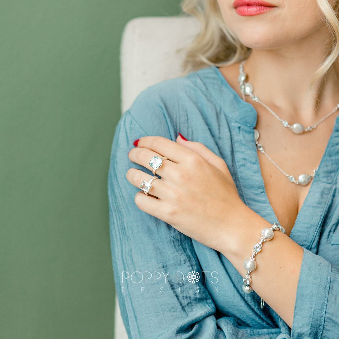 Freshwater Pearl and Blue Topaz Bracelet set in Sterling Silver