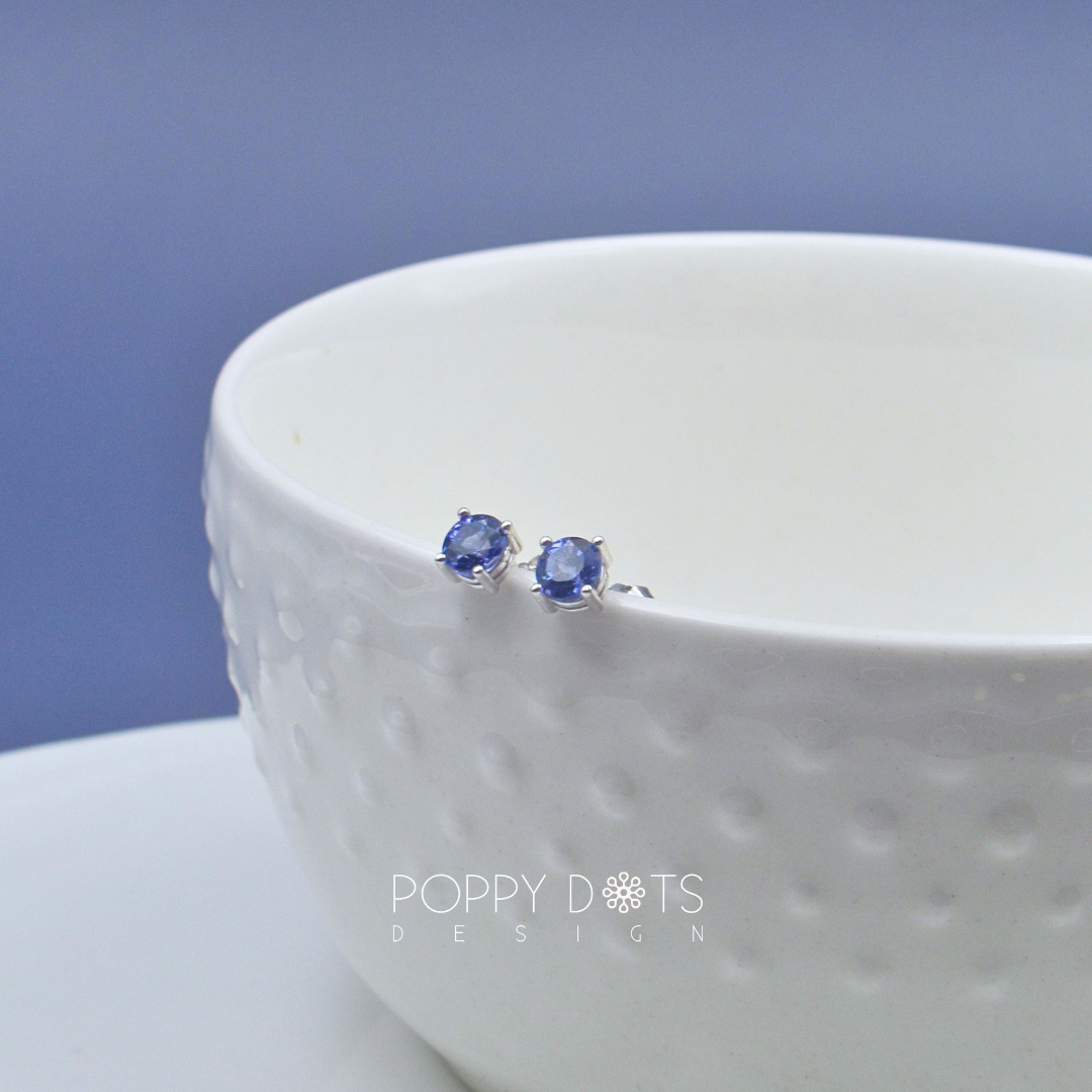 Sterling Silver Claw Set Round Tanzanite Studs (4.5mm)