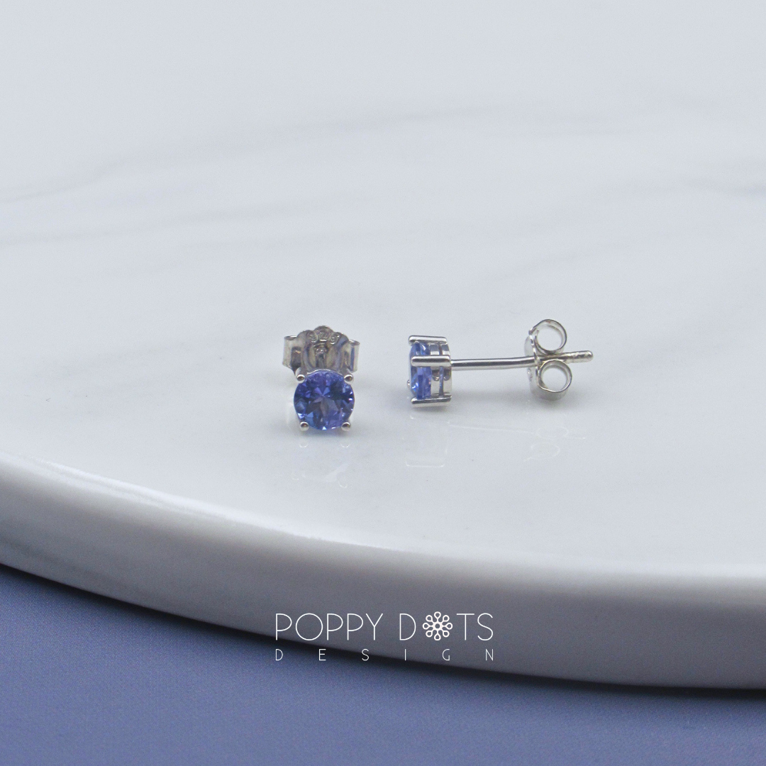 Sterling Silver Claw Set Round Tanzanite Studs (4.5mm)