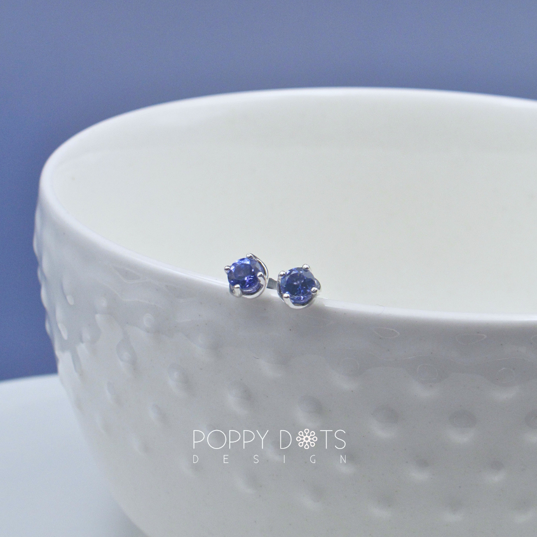 Sterling Silver Curved Claw Set Round Tanzanite Studs (0.46ct)