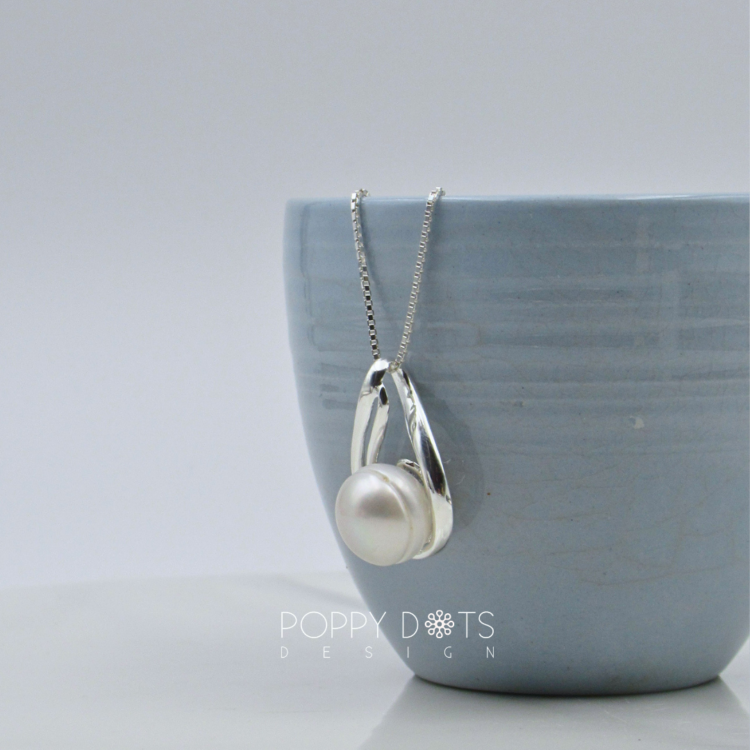 Luxurious Twisted Sterling Silver Pearl Drop Pendant