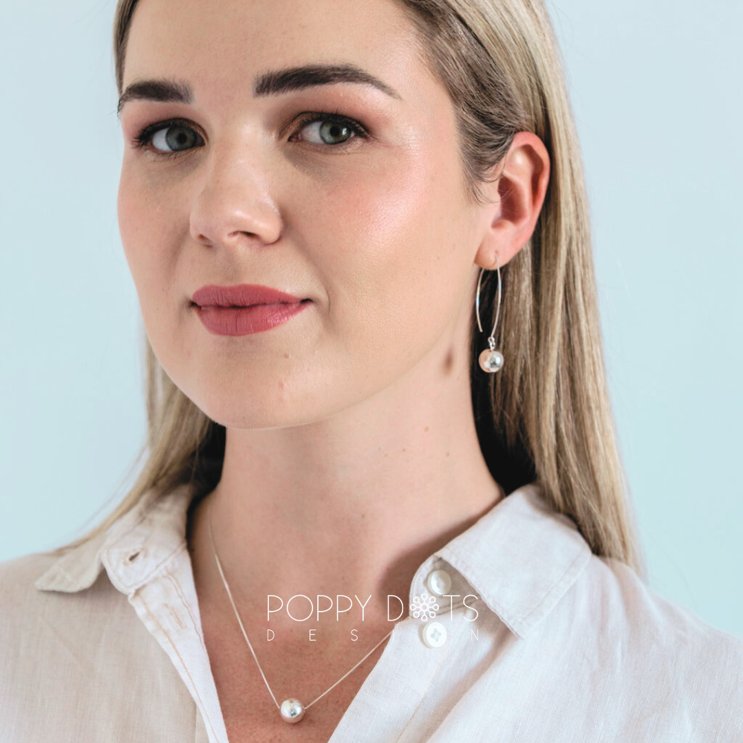 Sterling Silver Clasic V Hook Ball Earrings