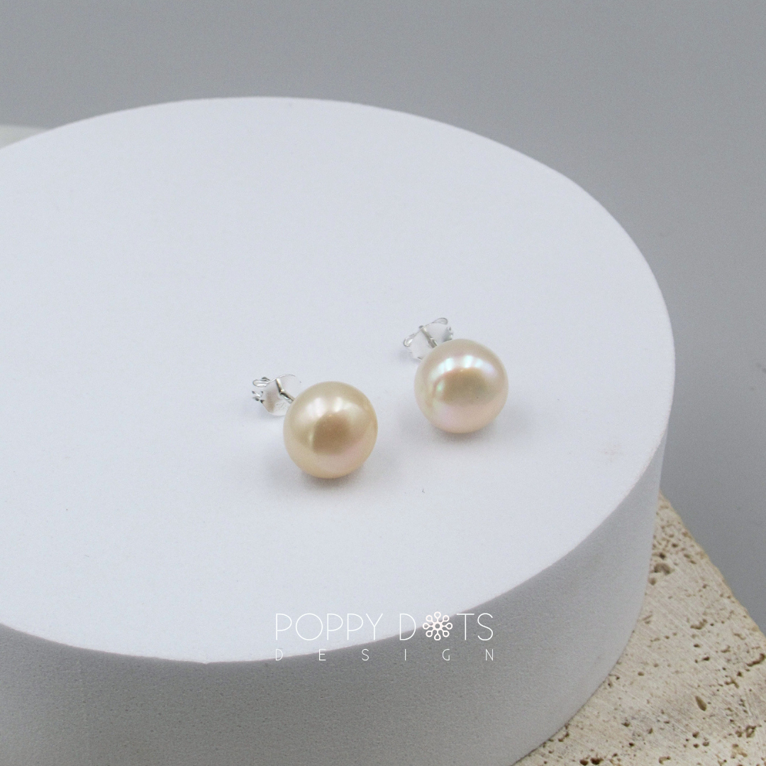 Sterling Silver Cream Pearl Studs