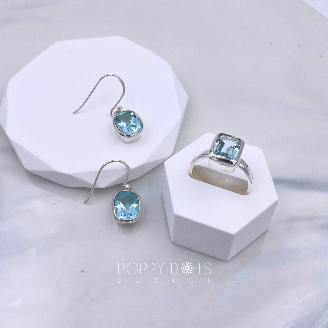 Deluxe Sterling Silver Blue Topaz Rectangular Ring