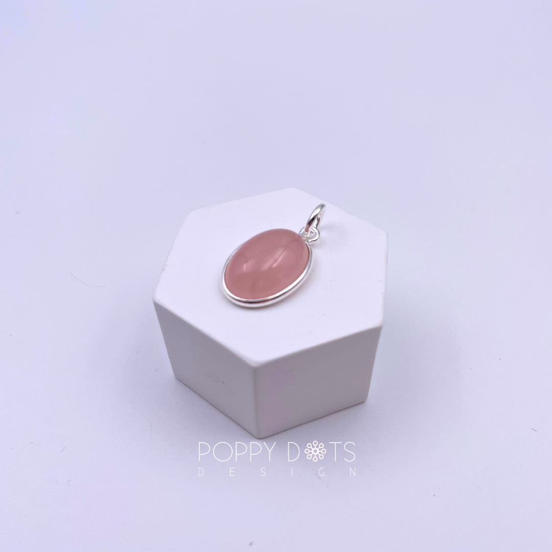 Sterling Silver Cab Rose Quartz Oval Pendant