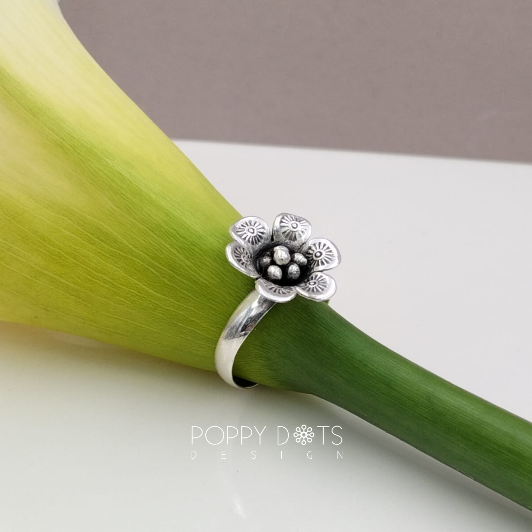Sterling Silver Oxidised Desert Daisy Ring