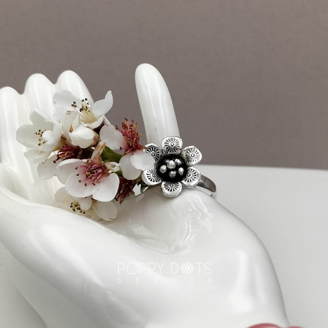 Sterling Silver Oxidised Desert Daisy Ring
