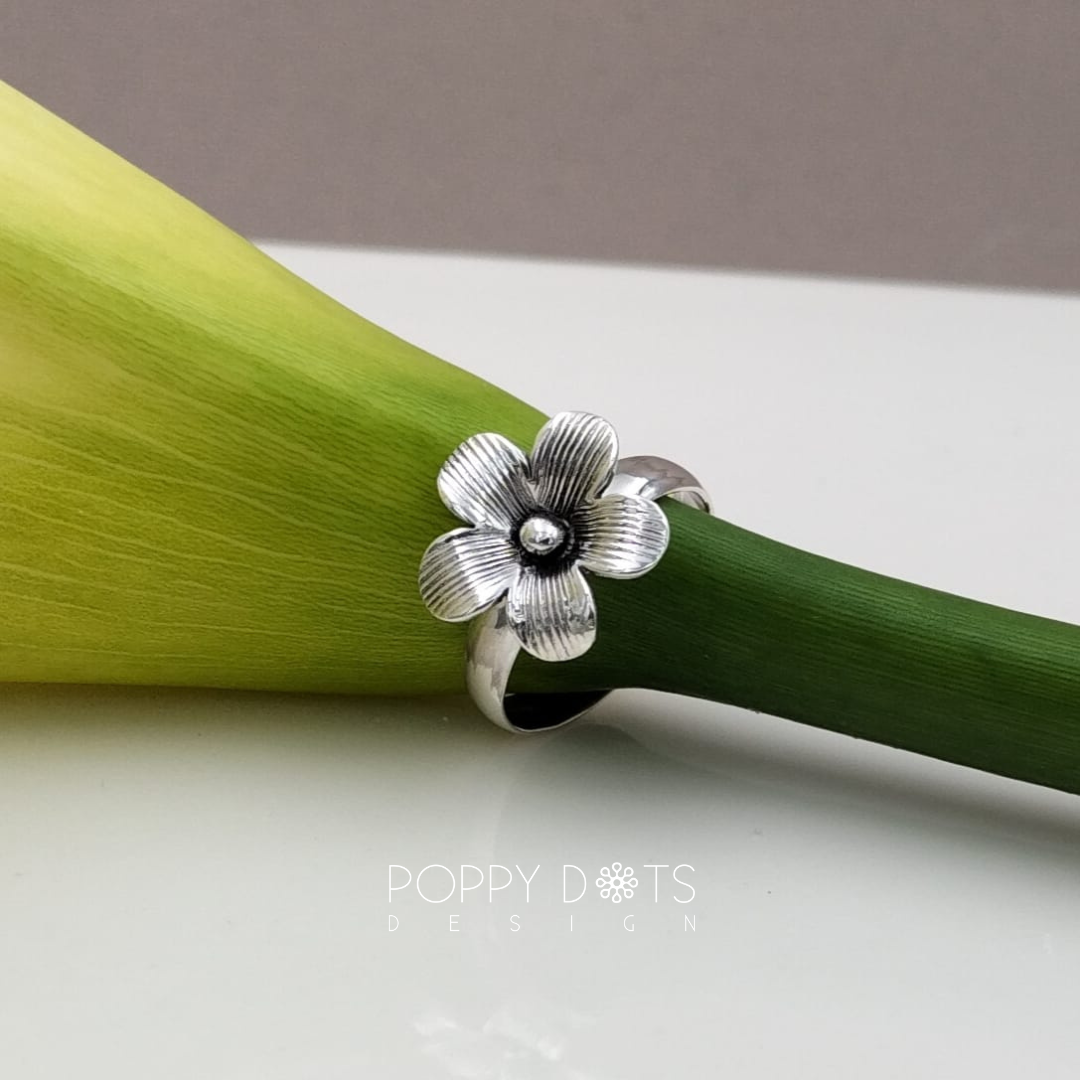 Sterling Silver Oxidised English Daisy Ring