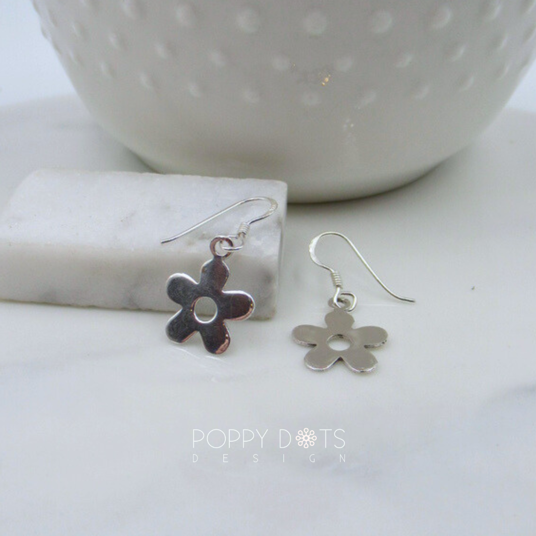 Sterling Silver Polished Daisy Earrings