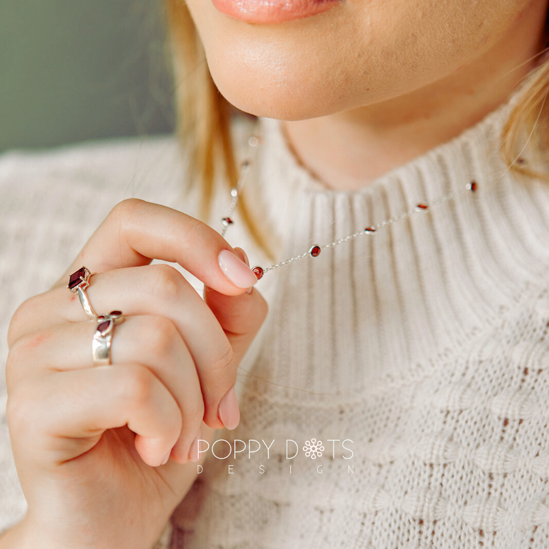 Sterling Silver multiform Garnet Ring