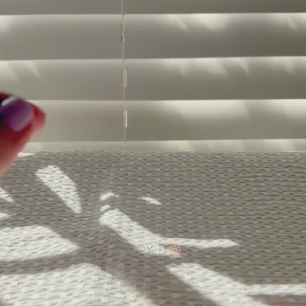 Luxurious Sterling Silver Hammered Band Pearl Ring