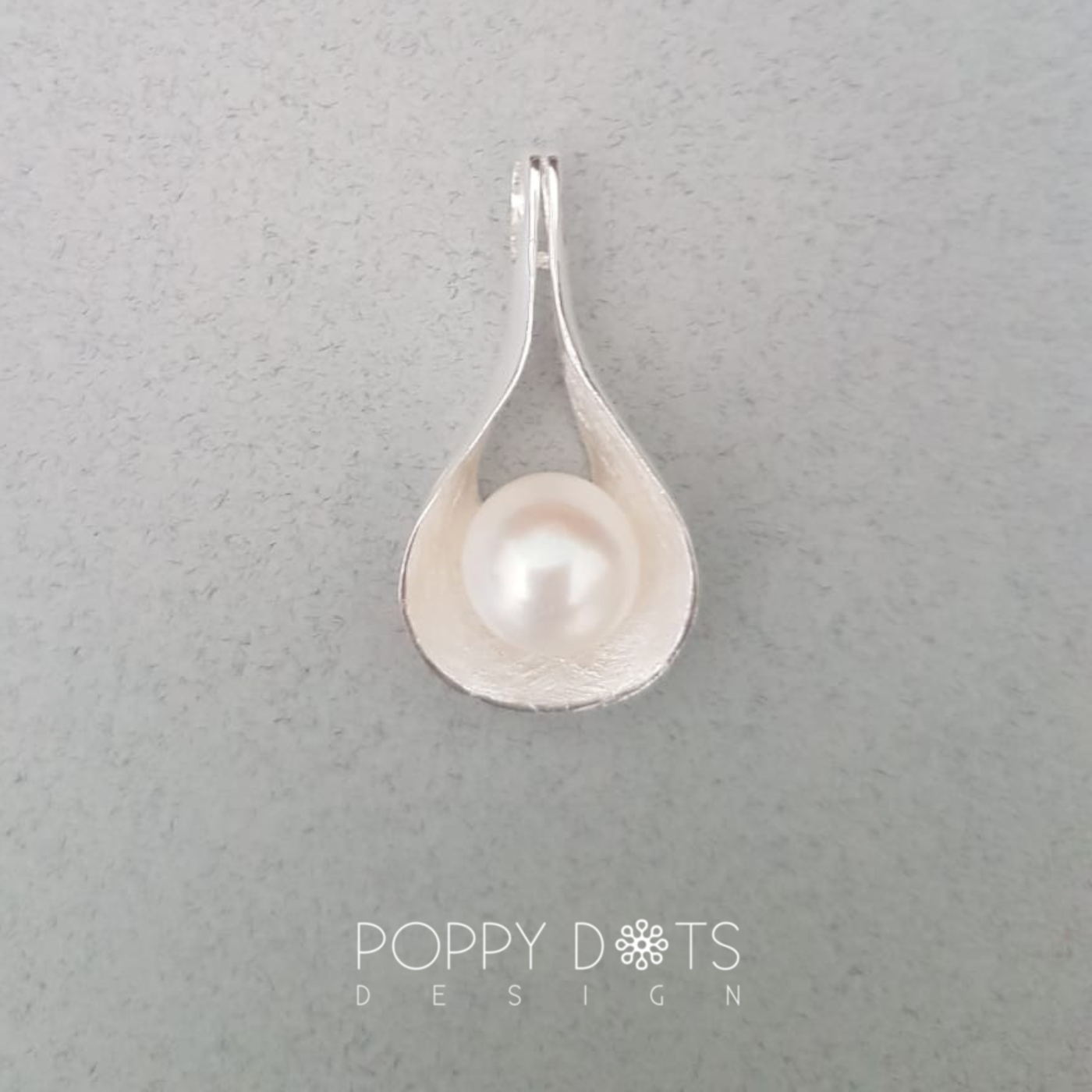 Luxurious Sterling Silver & Freshwater Pearl Drop Pendant