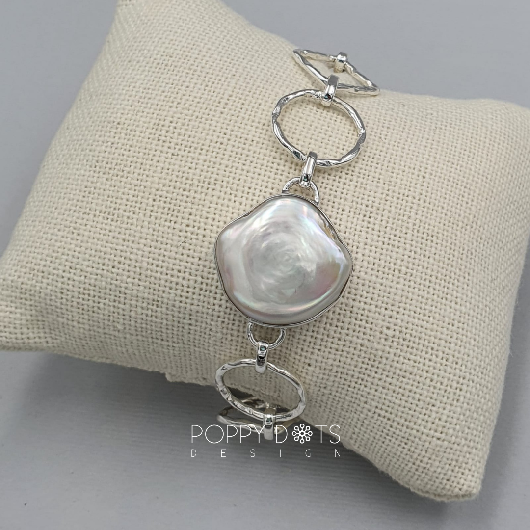 Sterling Silver Baroque Pearl Hammered Link Bracelet