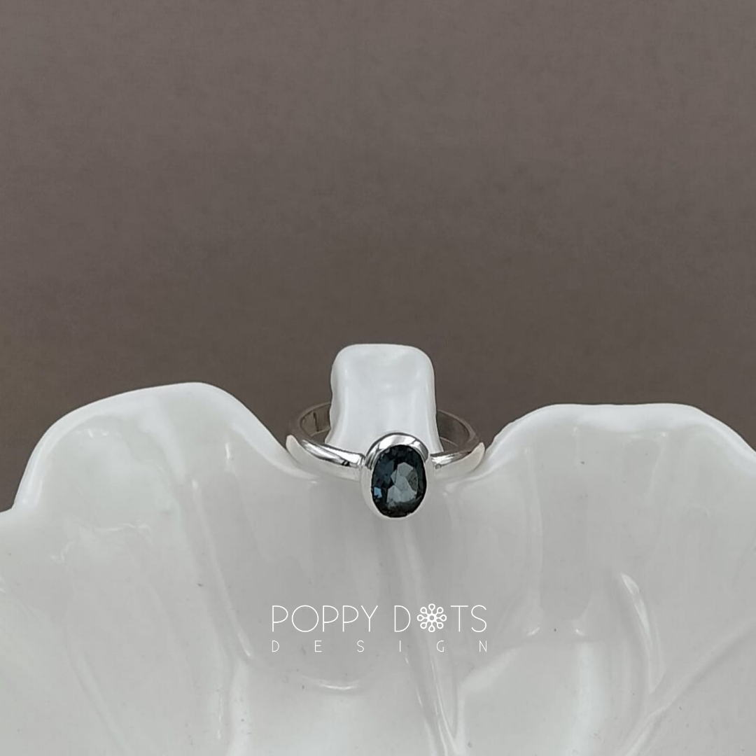 Sterling Silver Oval London Blue Topaz Ring
